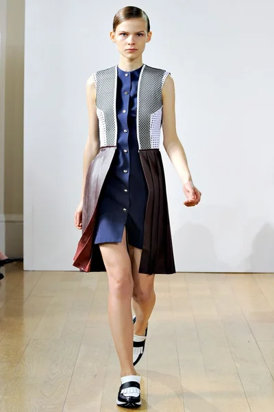 Look 2